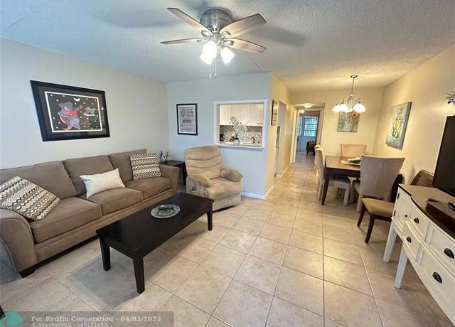 Property at 148 Ventnor J #148, Deerfield Beach, FL 33442, 1 bed, 1 bath