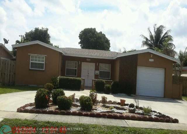 Property at 4506 NW 39th St, Lauderdale Lakes, FL 33319, 3 beds, 2 baths