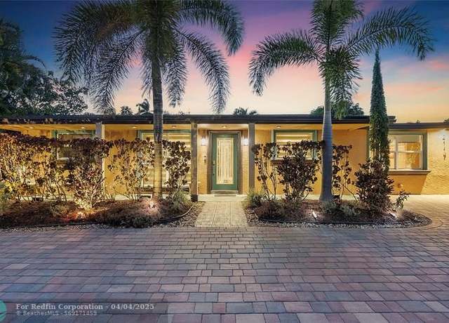 Property at 2117 NW 2nd Ave, Wilton Manors, FL 33311, 3 beds, 3 baths