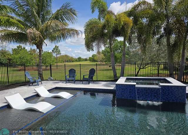 Property at 19655 Split Rail Run, Loxahatchee, FL 33470, 5 beds, 4 baths