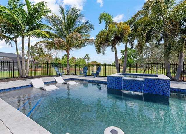 Property at 19655 Split Rail Run, Loxahatchee, FL 33470, 5 beds, 4 baths
