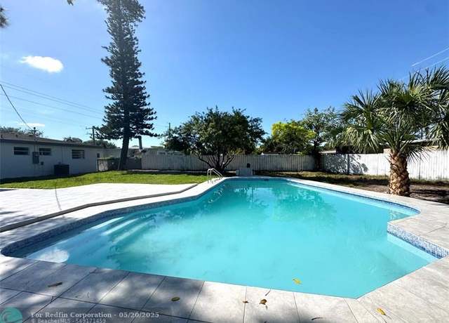 Property at 411 SW 31 Ave, Fort Lauderdale, FL 33312, 3 beds, 2 baths