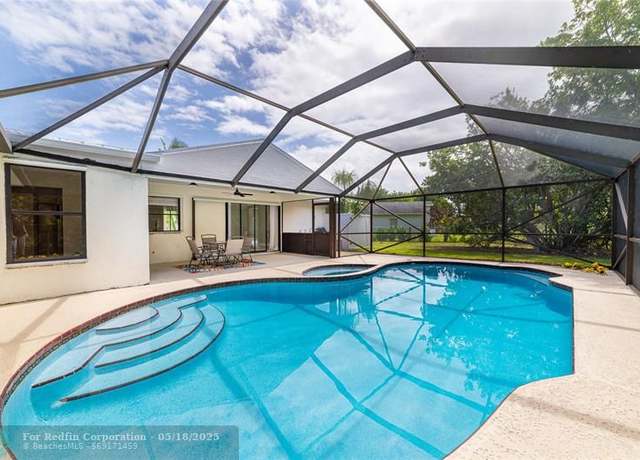 Property at 2614 SE Export Ave, Port St. Lucie, FL 34952, 3 beds, 2 baths