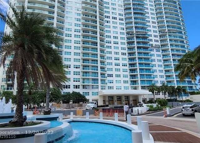 Property at 20201 E Country Club Dr #2303, Aventura, FL 33180, 3 beds, 3.5 baths