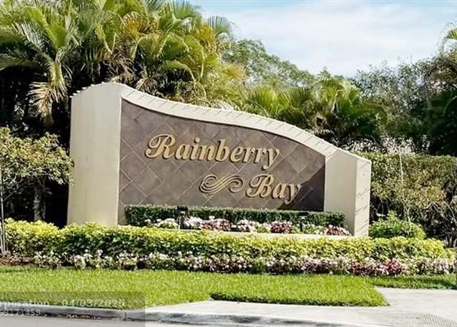 Property at 1212 NW 24th Ave, Delray Beach, FL 33445, 2 beds, 2 baths