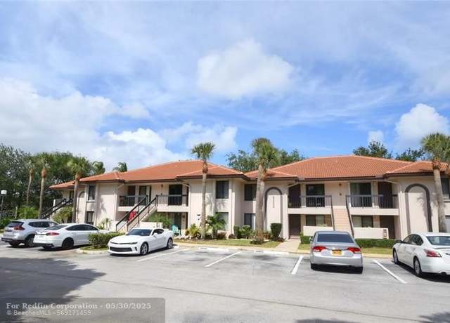 Property at 5200 E Club Cir #104, Boca Raton, FL 33487, 2 beds, 2 baths