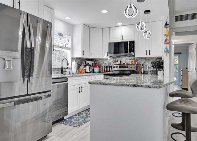 Property at 356 Brittany H #356, Delray Beach, FL 33446, 2 beds, 2 baths
