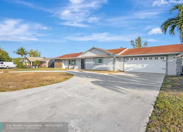 Property at 3059 Emerald Ln, FL 33462, 4 beds, 3 baths