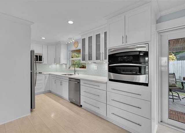 Property at 2431 E River Dr, Margate, FL 33063, 3 beds, 2 baths