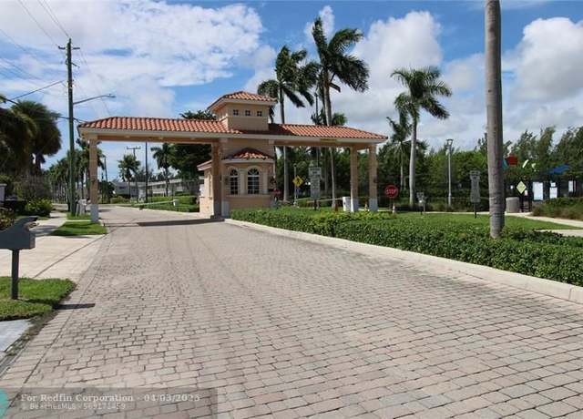 Property at 600 Layne Blvd #119, Hallandale, FL 33009, 1 bed, 1 bath
