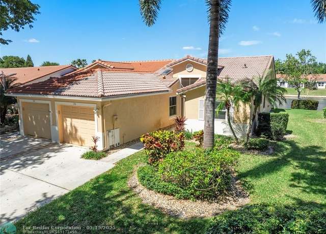 Property at 120 Sausalito Dr, Boynton Beach, FL 33436, 2 beds, 2 baths