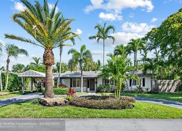Property at 2709 NE 30th St, Fort Lauderdale, FL 33306, 4 beds, 2.5 baths