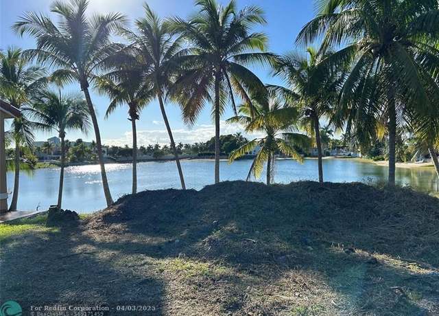Property at 20826 SW 85th Pl, Cutler Bay, FL 33189