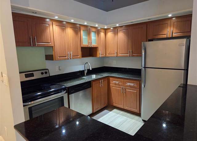 Property at 10403 E Clairmont Cir #209, Fort Lauderdale, FL 33321, 2 beds, 1 bath