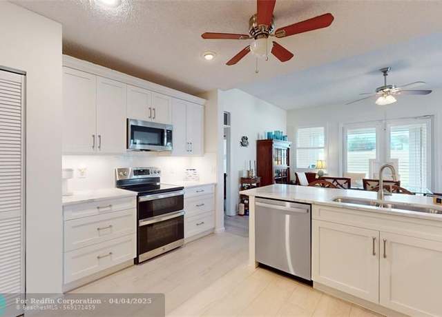 Property at 4853 N Newport Island Dr Unit 12B, Vero Beach, FL 32967, 2 beds, 2 baths
