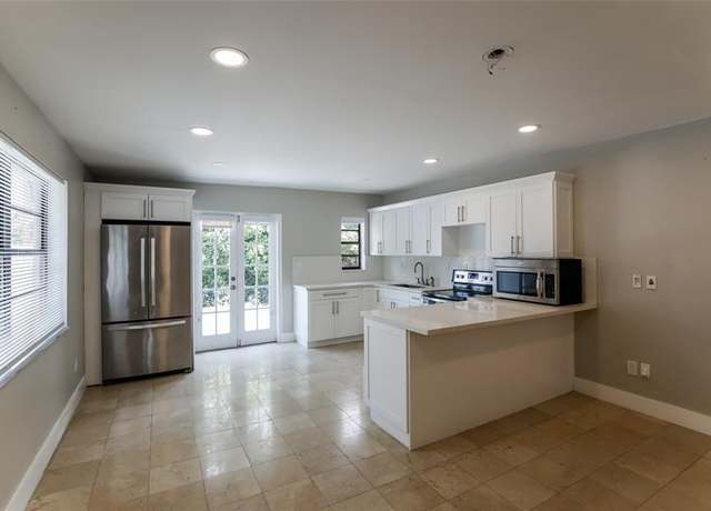 Property at 3281 NW 14th Ter, Miami, FL 33125, 6 beds, 3 baths