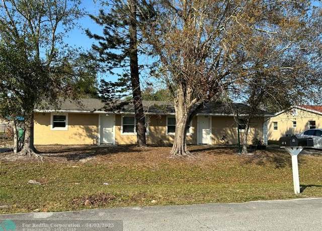 Property at 6506 Palomar Pkwy, Fort Pierce, FL 34951, 6 beds, 2 baths