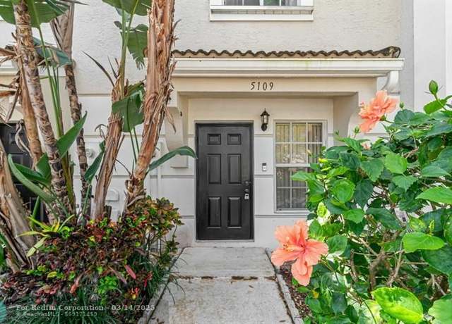 Property at 5109 Palmbrooke Cir, West Palm Beach, FL 33417, 2 beds, 2.5 baths