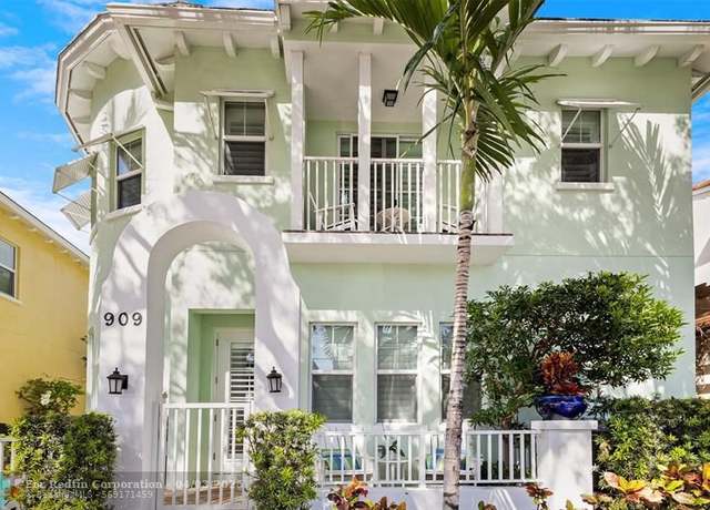 Property at 909 N Victoria Park Rd, Fort Lauderdale, FL 33304, 3 beds, 3.5 baths