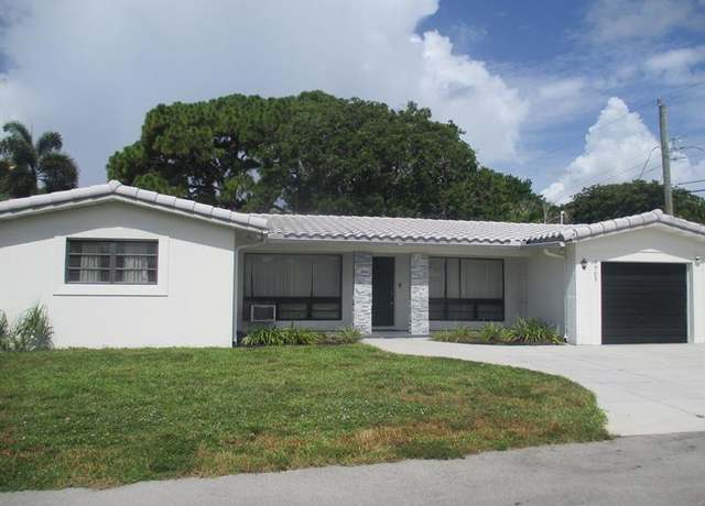 Property at 1703 NE 24th St, Wilton Manors, FL 33305, 3 beds, 2 baths