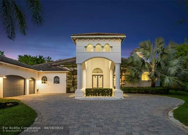 Property at 1602 SW 150th Ter, Davie, FL 33326, 5 beds, 5.5 baths
