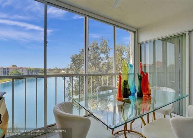 Property at 6080 Huntwick Ter #404, Delray Beach, FL 33484, 2 beds, 2 baths