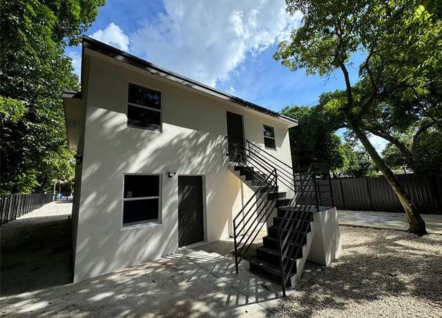 Property at 136 NE 60 St, Miami, FL 33137, 6 beds, 5 baths