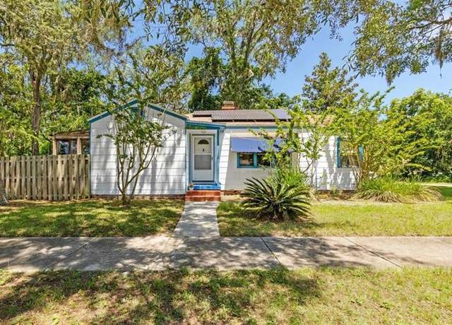Property at 112 S 14th, FL 32034, 3 beds, 2 baths