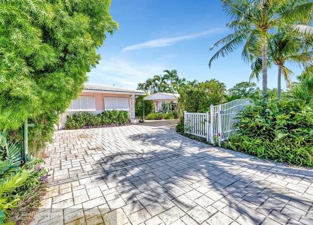 Property at 5140 NE 17th Ter, Fort Lauderdale, FL 33334, 4 beds, 4 baths