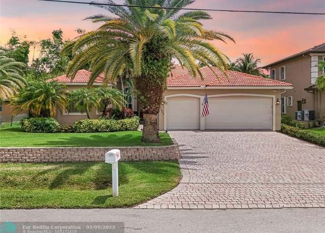 Property at 11660 NW 23rd St, Plantation, FL 33323, 5 beds, 3 baths