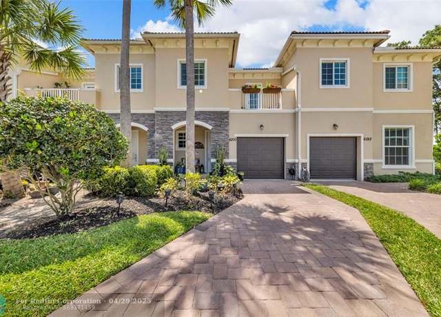 Property at 6200 SE Portofino Cir #402, Hobe Sound, FL 33455, 3 beds, 2.5 baths