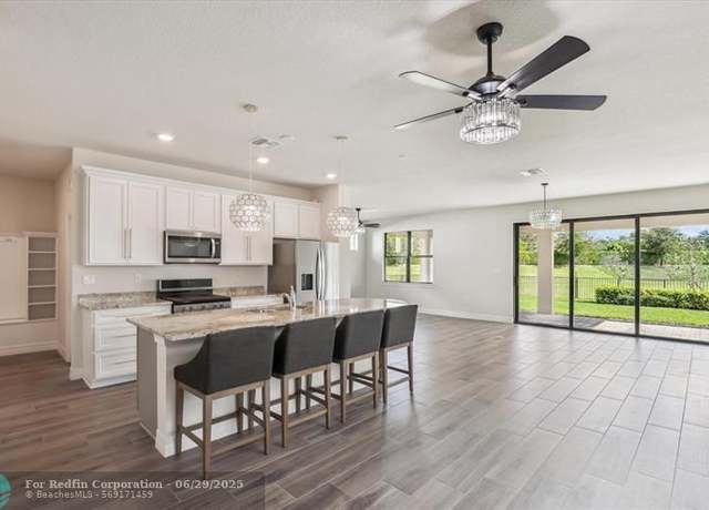 Property at 4628 Pinehurst Trl E, Oakland Park, FL 33309, 3 beds, 2.5 baths