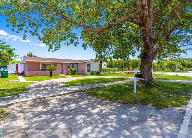 Property at 26741 SW 127th Ave, Homestead, FL 33032, 4 beds, 2 baths