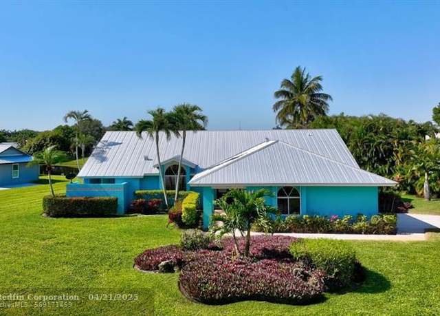 Property at 1998 NE Ginger Ter, Jensen Beach, FL 34957, 3 beds, 2 baths