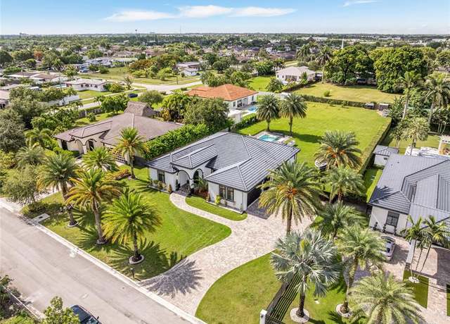 Property at 16720 SW 294th St, Homestead, FL 33030, 5 beds, 3 baths