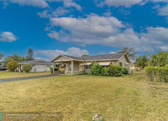 Property at 7203 NW 89th Ave, Tamarac, FL 33321, 2 beds, 2 baths