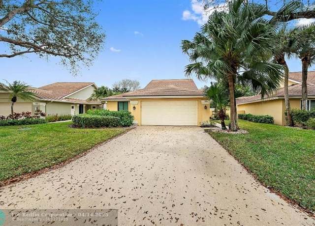 Property at 125 Beach Summit Ct, Jupiter, FL 33477, 3 beds, 2 baths
