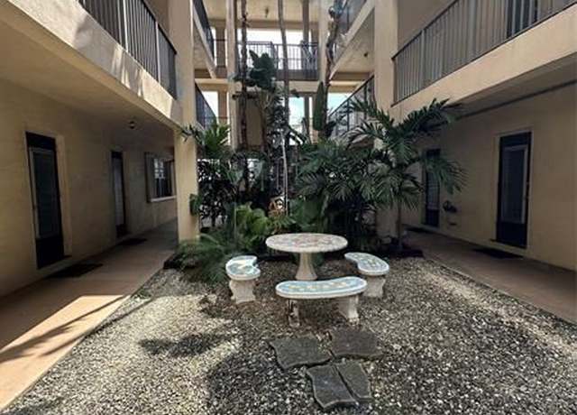 Property at 348 S Federal Hwy #6, Dania, FL 33004, 1 bed, 1 bath