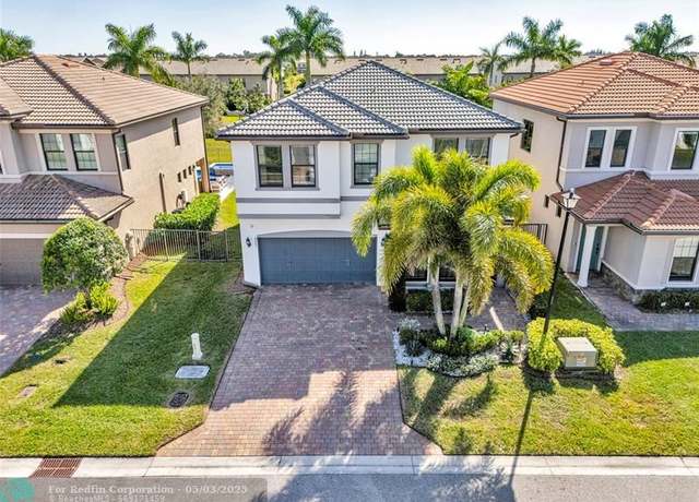 Property at 8245 Hanoverian Dr, FL 33467, 5 beds, 3 baths