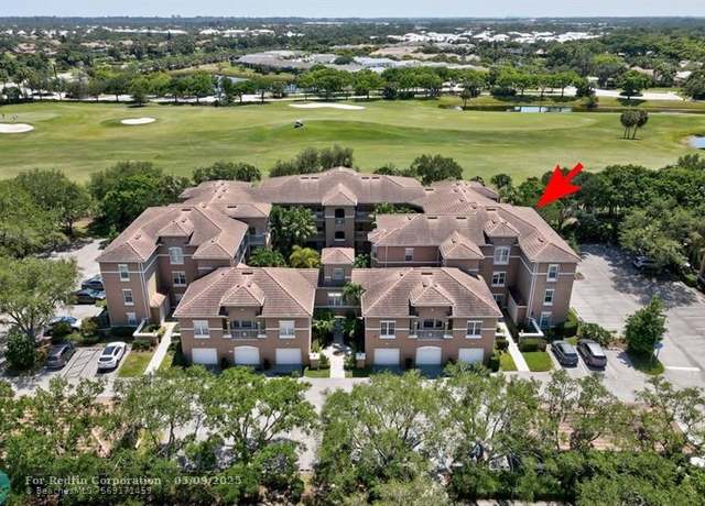Property at 5025 Fairways Cir, B206, Vero Beach, FL 32967, 3 beds, 2 baths