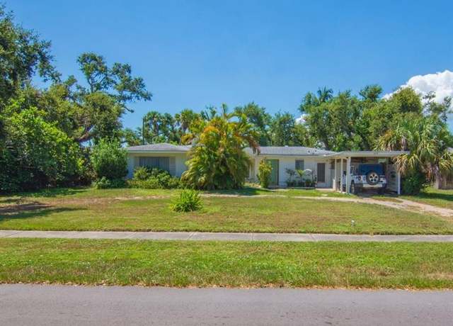 Property at 628 Banyan Rd, Vero Beach, FL 32963, 3 beds, 3 baths