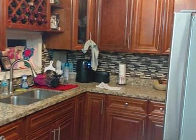 Property at 4908 SW 45th Ave, Fort Lauderdale, FL 33314, 3 beds, 2 baths