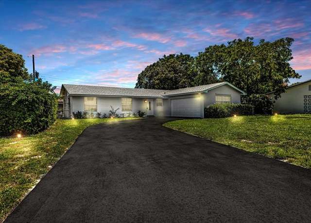 Property at 1204 Wynnewood Dr, West Palm Beach, FL 33417, 3 beds, 2 baths