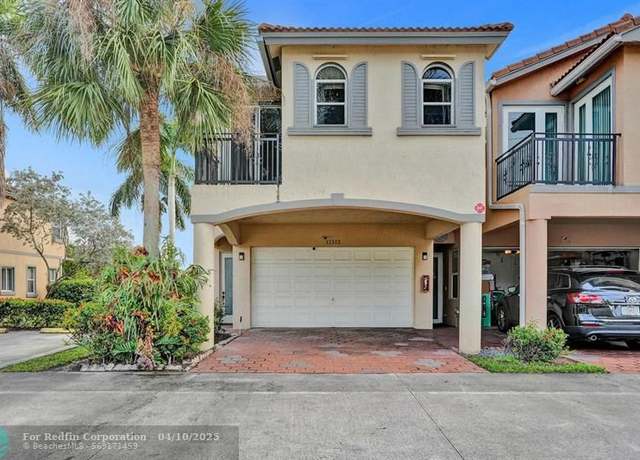 Property at 12312 Royal Palm Blvd #6, Coral Springs, FL 33065, 4 beds, 2.5 baths