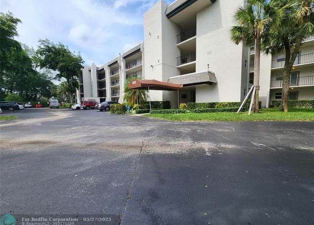Property at 9325 Lagoon Pl #408, Davie, FL 33324, 2 beds, 2 baths