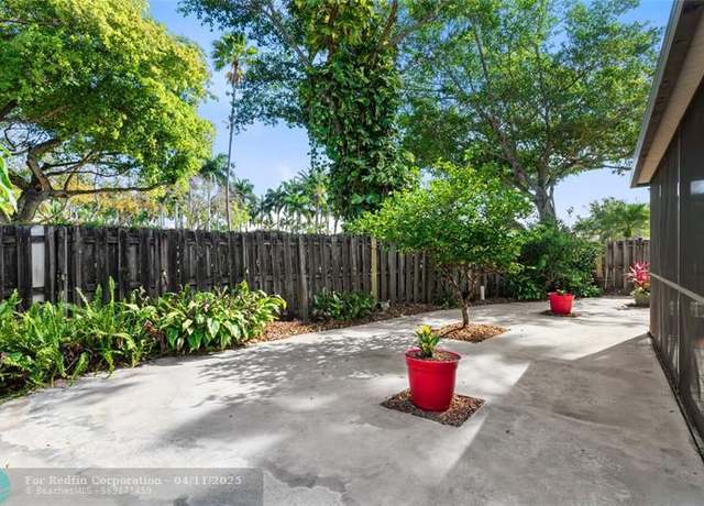 Property at 501 Danville Ter, Davie, FL 33325, 2 beds, 2 baths