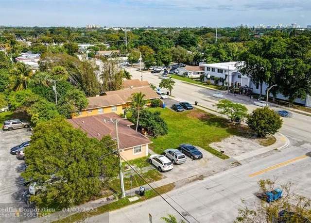 Property at 25 NW 11th St, Fort Lauderdale, FL 33311, 4 beds, 3 baths