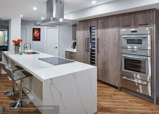 Property at 99 SE Mizner Blvd #231, Boca Raton, FL 33432, 4 beds, 3.5 baths