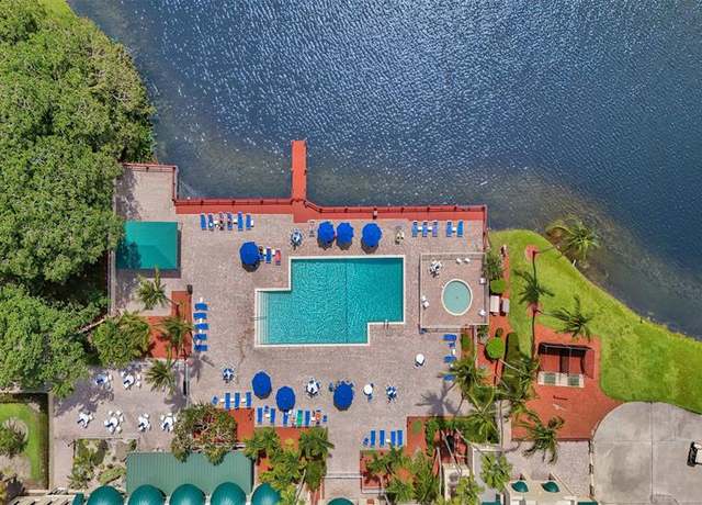 Property at 9480 Poinciana Pl #207, Davie, FL 33324, 2 beds, 2 baths