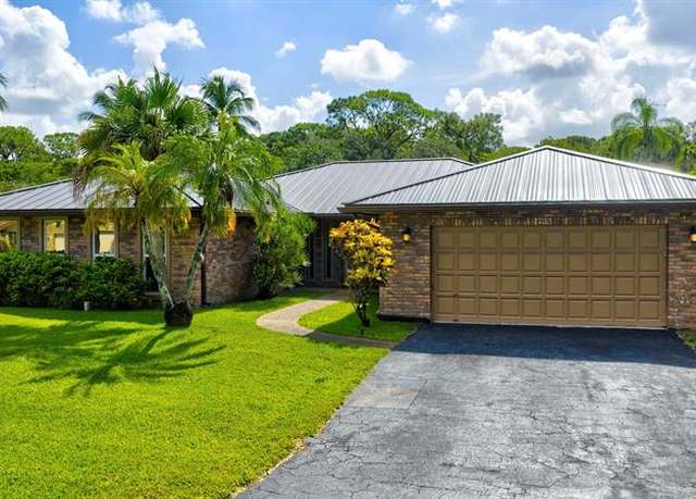 Property at 1733 NW 92 Way, Coral Springs, FL 33071, 4 beds, 2 baths
